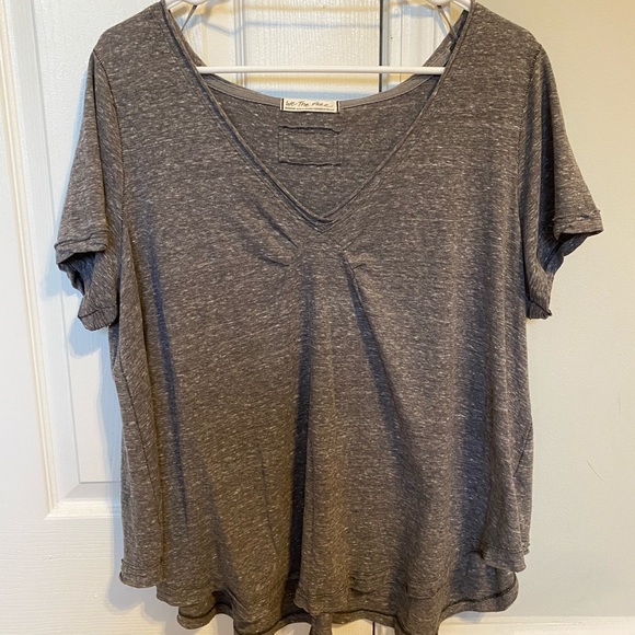 We The Free- Free People Flowy Grey Top - Picture 1 of 3